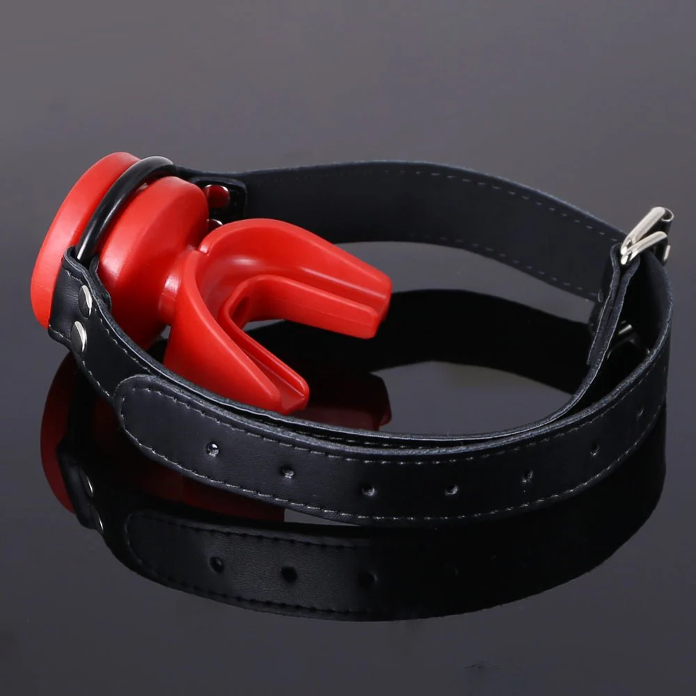 Chomp Mouth Gag with piss-hose / Piss play