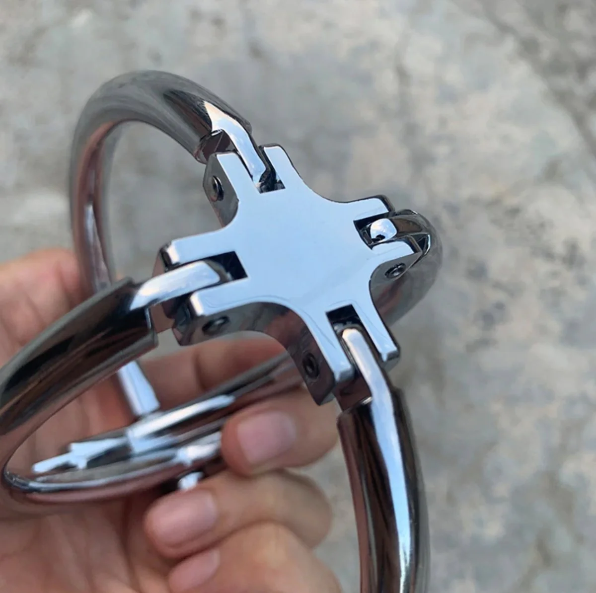 Solid Steel Cross Handcuffs - Image 3