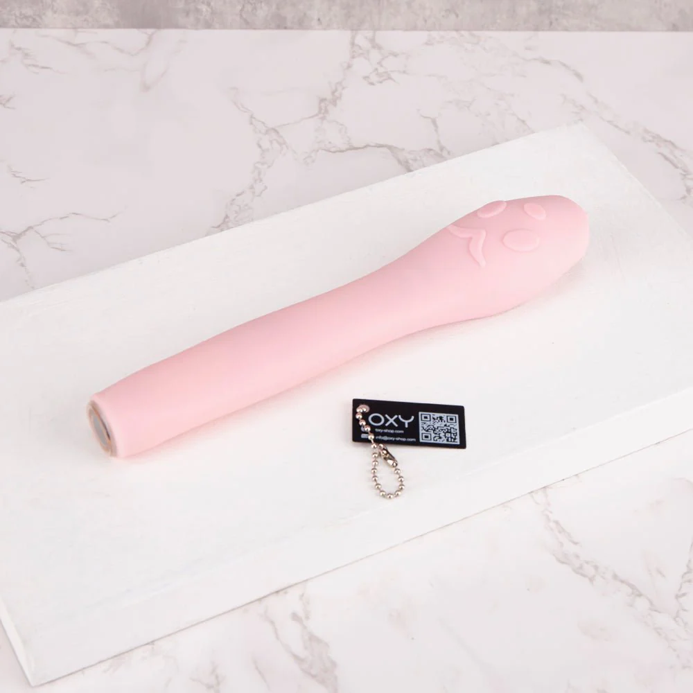 The Voyeur - Vibrator dildo with HD Camera